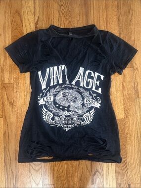 Vintage Rock and Roll Black Graphic Tee with Distressed Detailing - stretchy Lg
